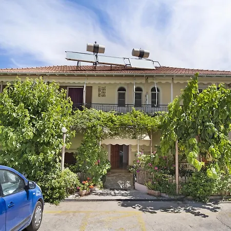 Tasoula With Sea View 6 * Nikiana